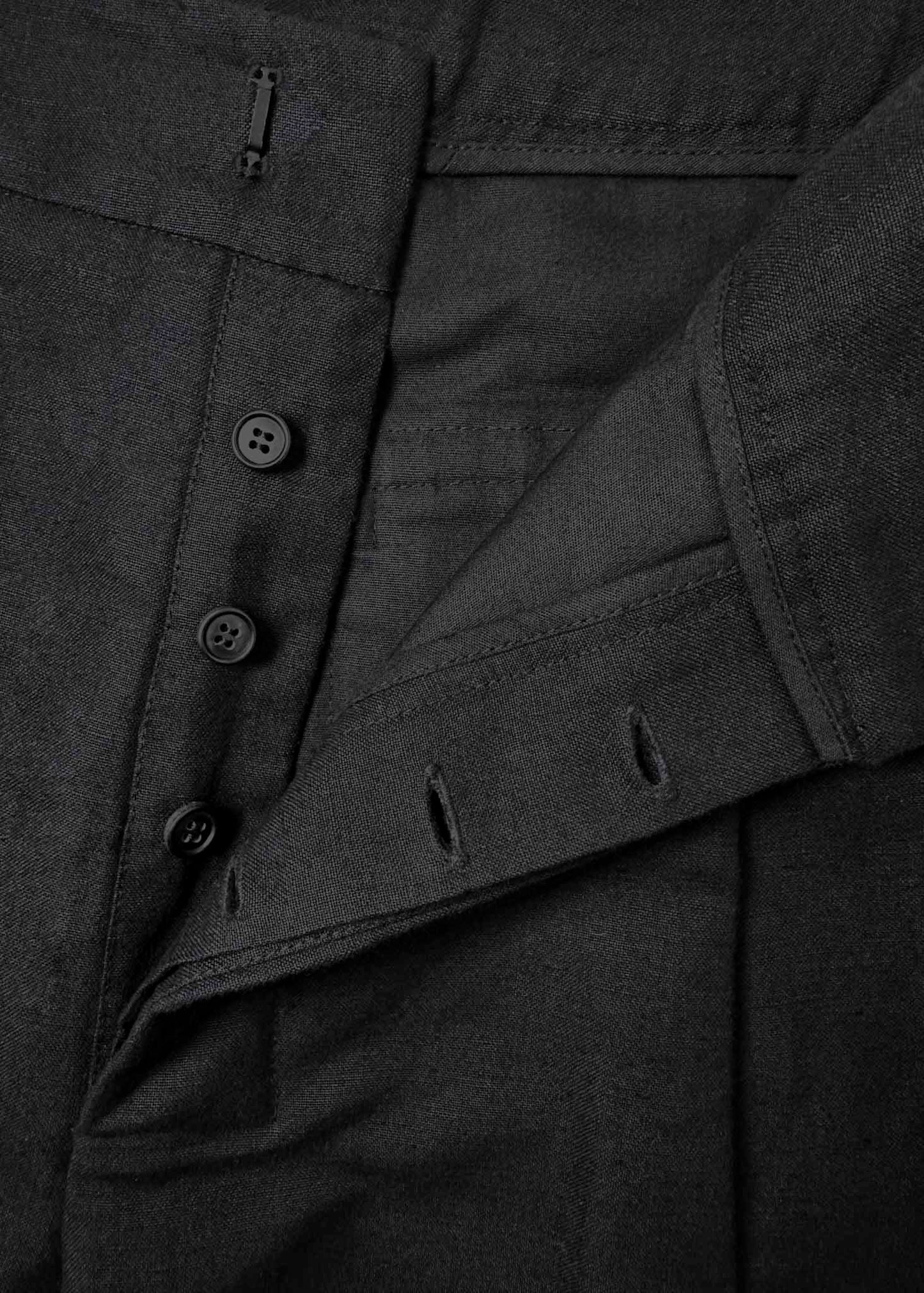 Calça Adam preta em linho e algodão