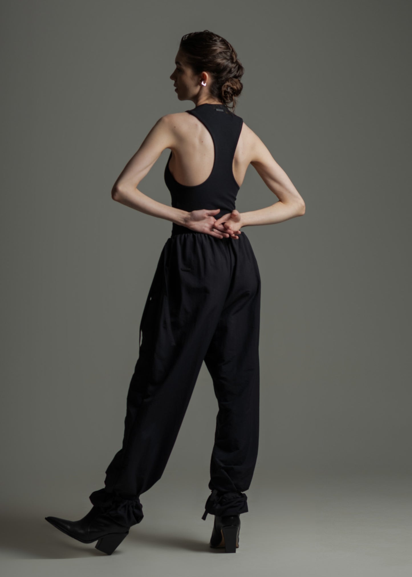 Calça Roll preta em poliamida bio-d