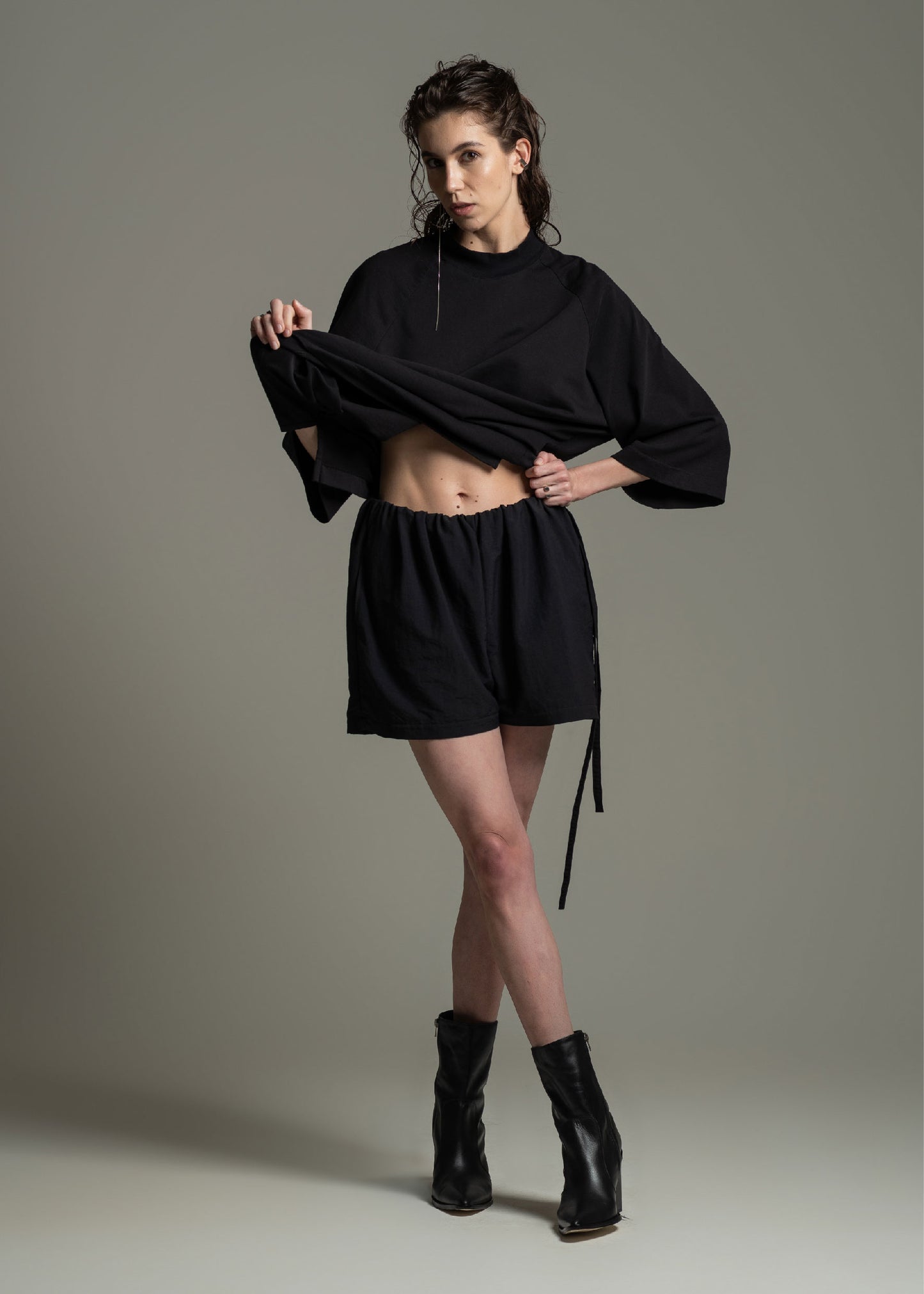 Short Roll preto em poliamida bio-d