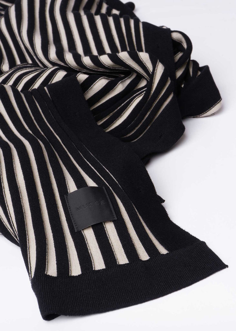 Echarpe Coral off-white de tricô em modal