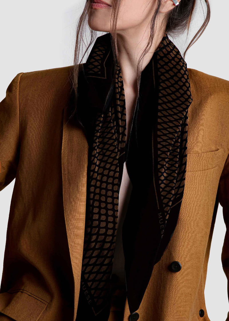 Lenço Seda Scale Marrom - Muese