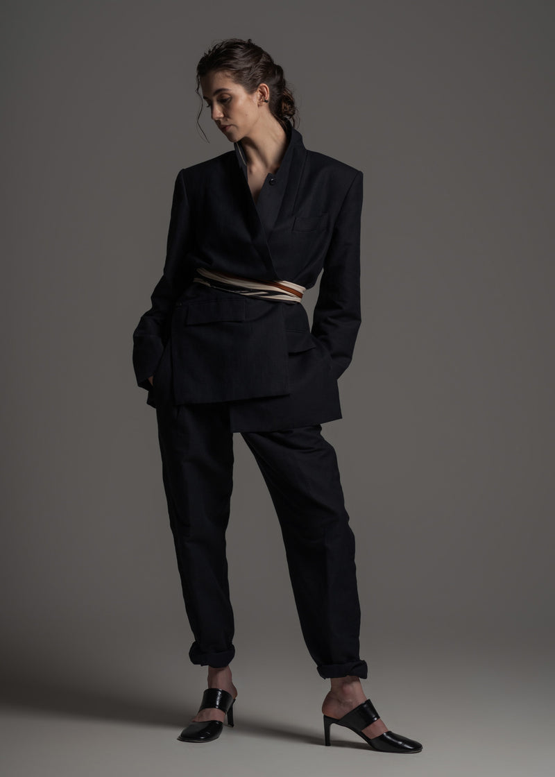 Blazer Adam preto em linho e algodão