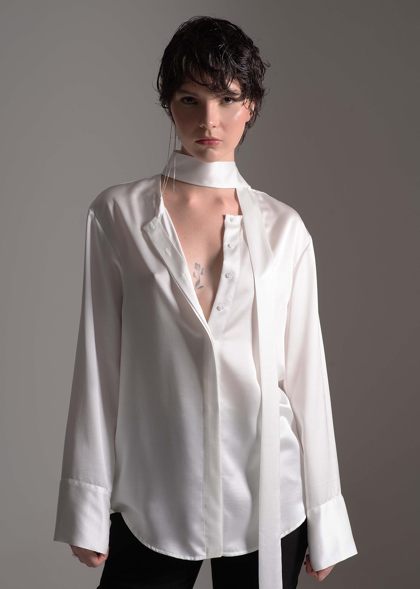 Camisa Cravate branca em viscose e seda
