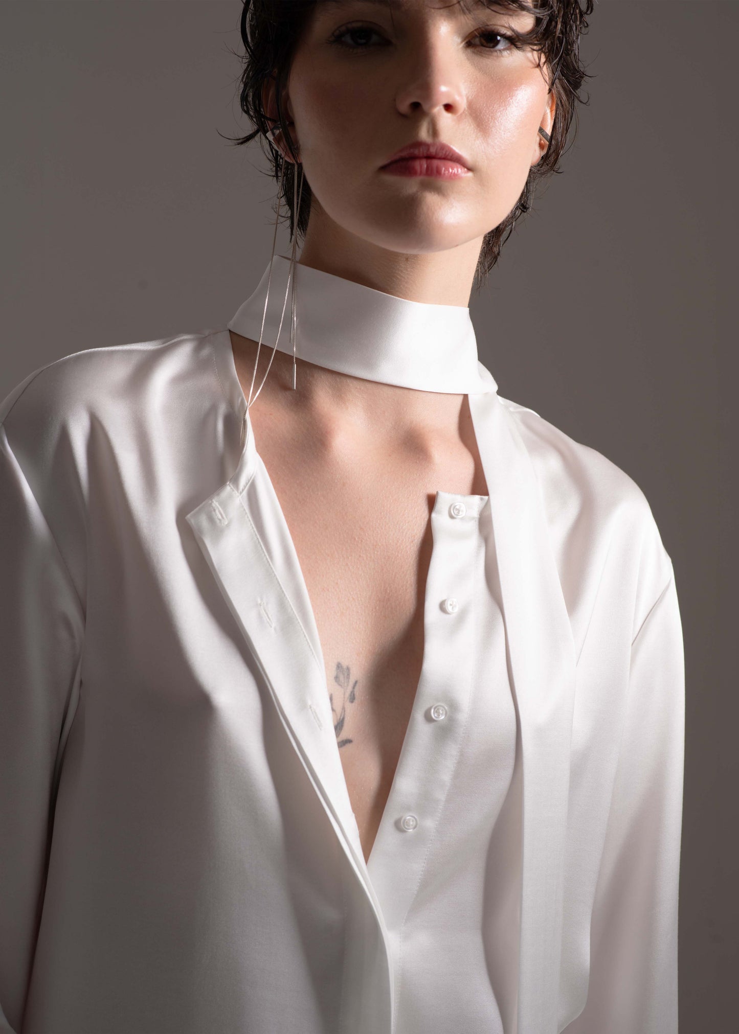 Camisa Cravate branca em viscose e seda