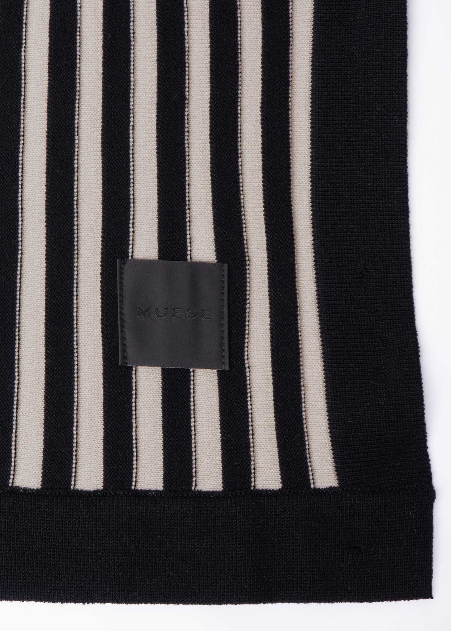 Echarpe Coral off-white de tricô em modal